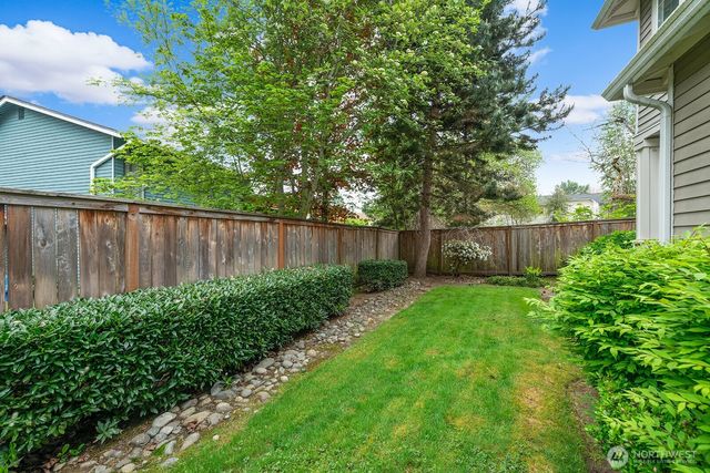 18740 109th Lane SE, Renton, WA 98055