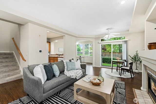 18740 109th Lane SE, Renton, WA 98055
