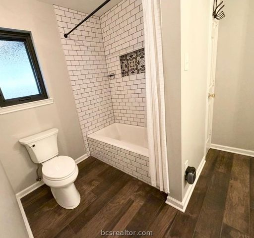 1430 Cedarcrest Lane, Bryan, TX 77803