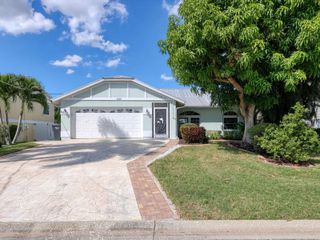 4307 3RD AVENUE NE, Bradenton, FL 34208