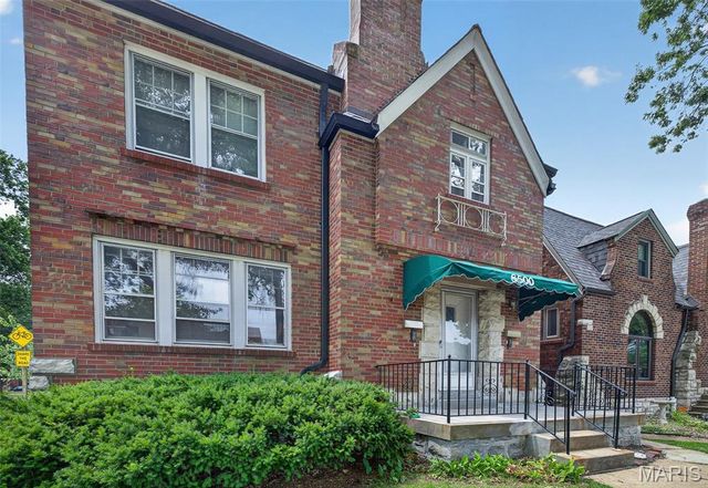 6500 Devonshire Avenue, St Louis, MO 63109