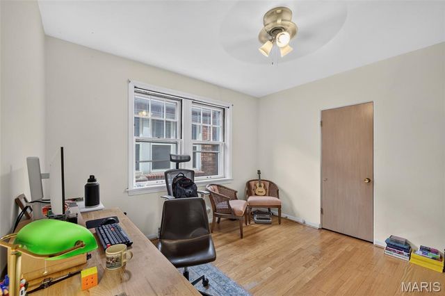 6500 Devonshire Avenue, St Louis, MO 63109