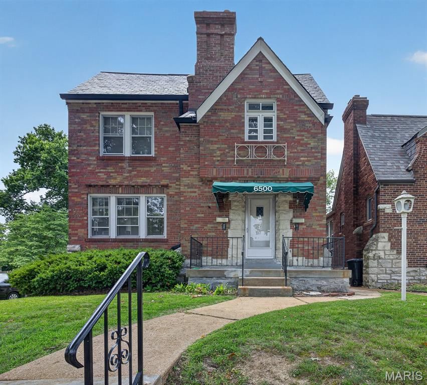 6500 Devonshire Avenue, St Louis, MO 63109