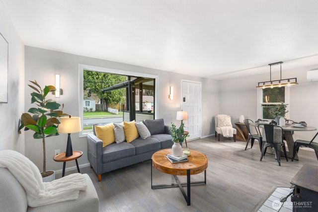 3333 SE 5th Street, Renton, WA 98058