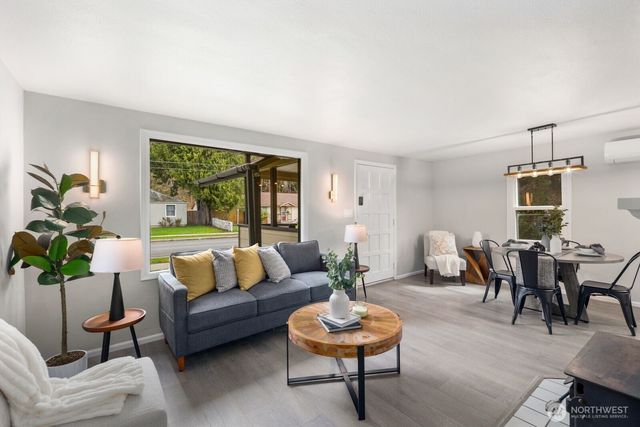 3333 SE 5th Street, Renton, WA 98058