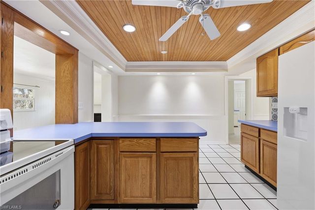 1377 11th CT N, Naples, FL 34102