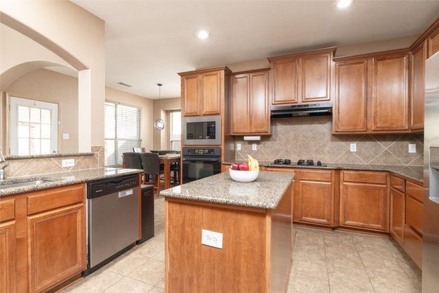 9605 Lacey Lane, Fort Worth, TX 76244