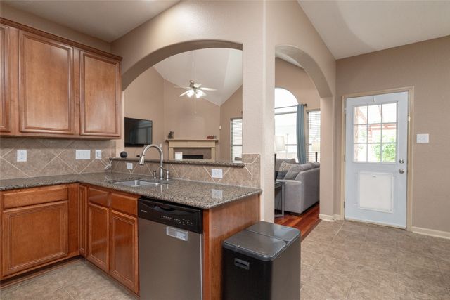 9605 Lacey Lane, Fort Worth, TX 76244