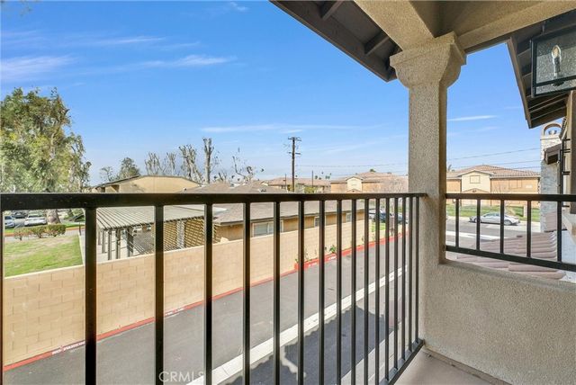 16385 Valencia Avenue 3, Fontana, CA 92335