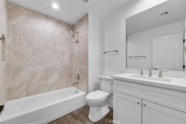 16385 Valencia Avenue 3, Fontana, CA 92335