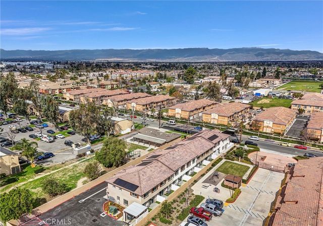 16385 Valencia Avenue 3, Fontana, CA 92335
