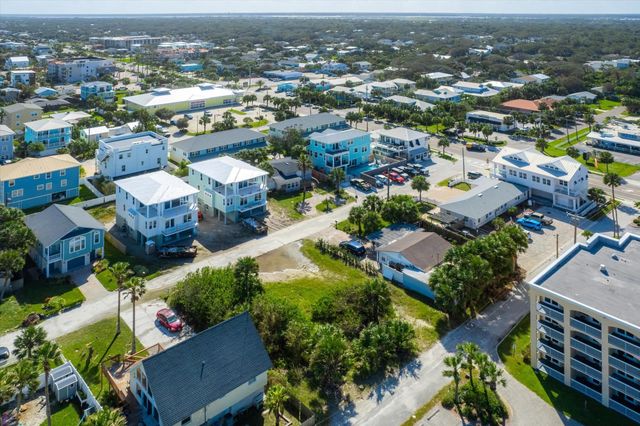 8 13th St, St Augustine Beach, FL 32080