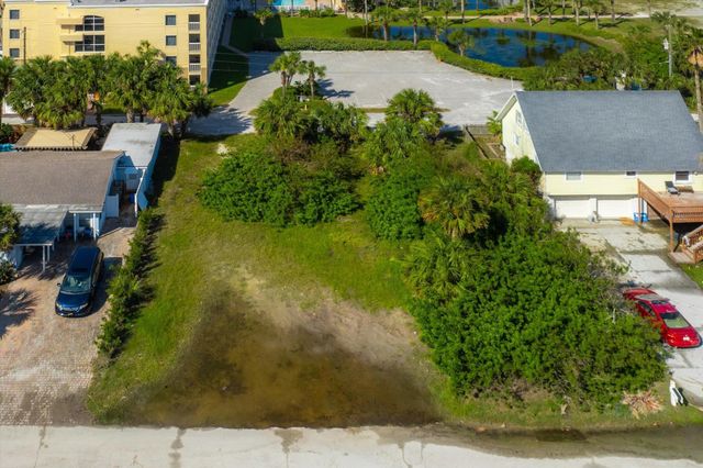 8 13th St, St Augustine Beach, FL 32080