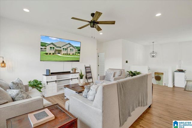 1630 VILLAGE SPRINGS ROAD, Springville, AL 35146