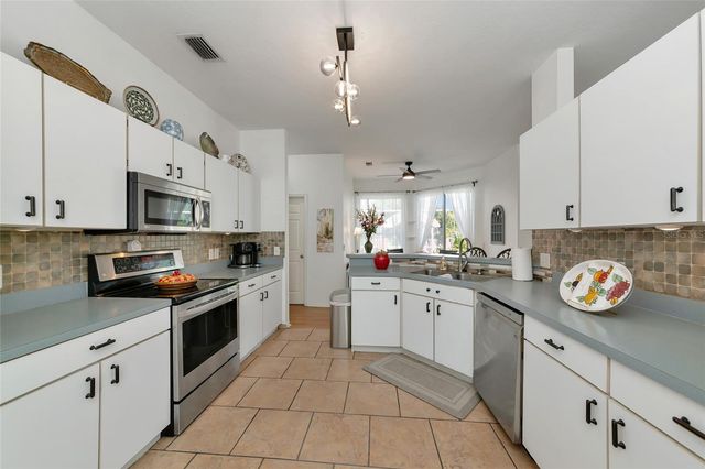 8807 71ST AVENUE E, Palmetto, FL 34221