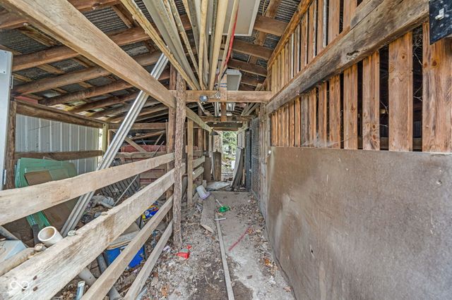 7647 E North Drive, Camby, IN 46113