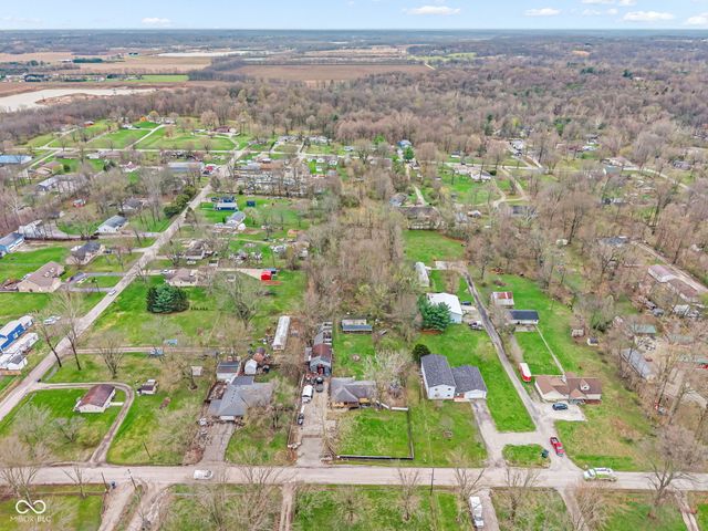 7647 E North Drive, Camby, IN 46113