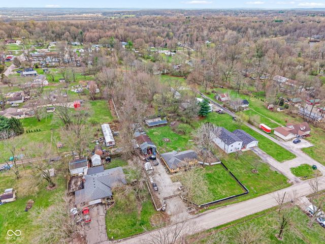 7647 E North Drive, Camby, IN 46113