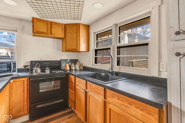 7647 E North Drive, Camby, IN 46113