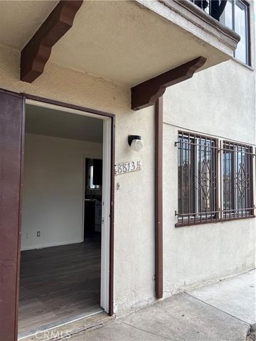 8813 Hoover, Los Angeles, CA 90044
