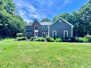 52 The Flume, Amherst, NH 03031