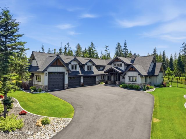 2117 E Amulet Cir, Rathdrum, ID 83858