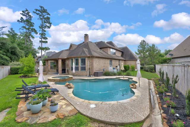 99 N Almondell Circle, The Woodlands, TX 77354