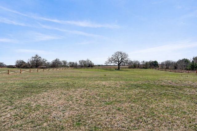 7613 Carter Ranch Road, Azle, TX 76020