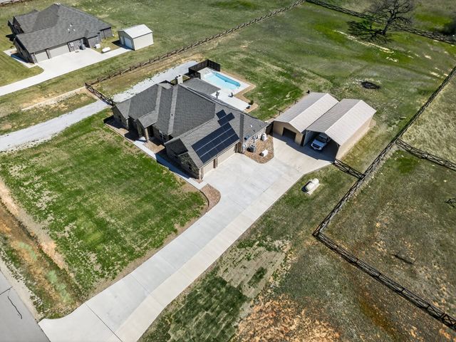7613 Carter Ranch Road, Azle, TX 76020