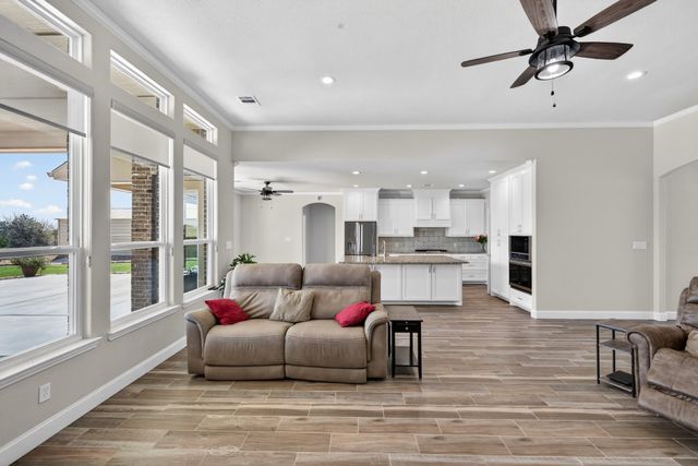 7613 Carter Ranch Road, Azle, TX 76020