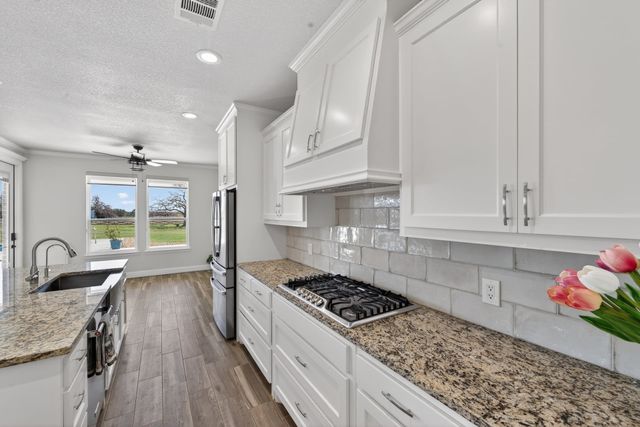 7613 Carter Ranch Road, Azle, TX 76020