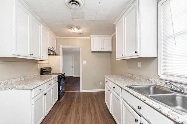 3970 N Foster Dr, Baton Rouge, LA 70805