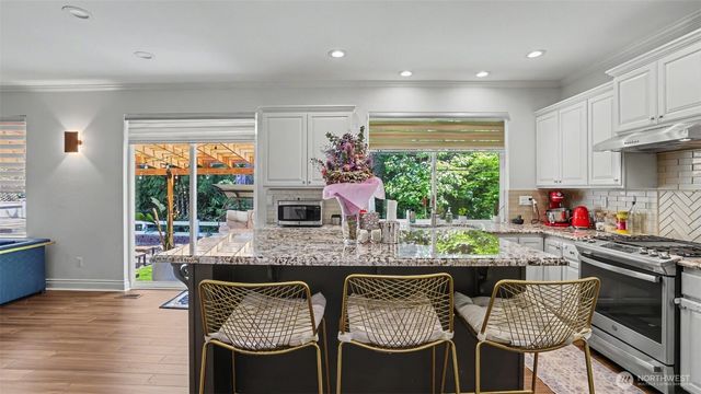 17337 SE 185th Place, Renton, WA 98058