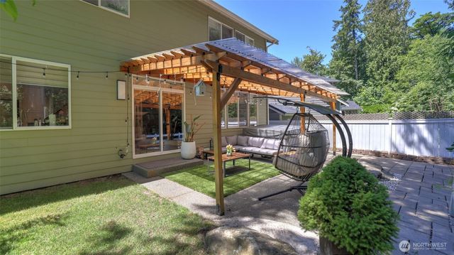 17337 SE 185th Place, Renton, WA 98058