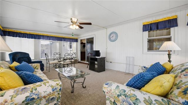 7 Jennifer LN, Hampton, VA 23669