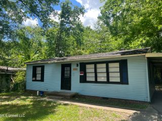 721 Glenmont Drive, Jackson, MS 39209