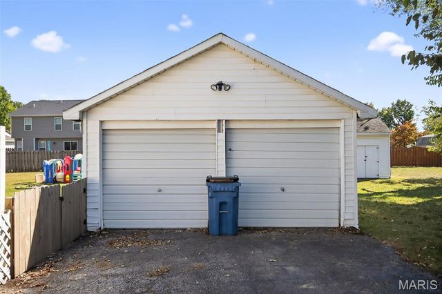 571 Shellview Street, Bethalto, IL 62010