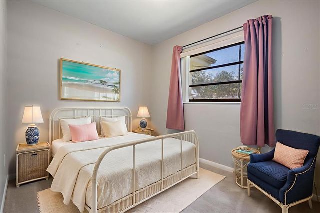 1871 N 63RD, St Petersburg, FL 33702