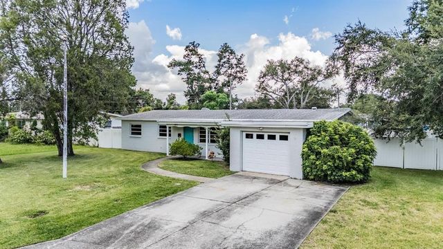 1871 N 63RD, St Petersburg, FL 33702