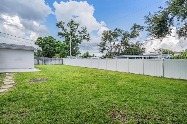 1871 N 63RD, St Petersburg, FL 33702