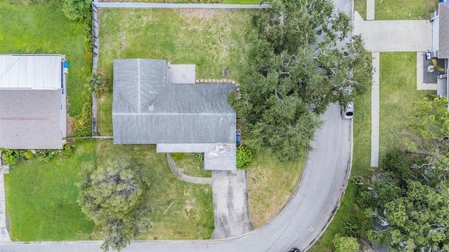 1871 N 63RD, St Petersburg, FL 33702