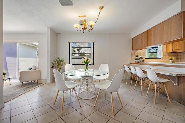 1871 N 63RD, St Petersburg, FL 33702