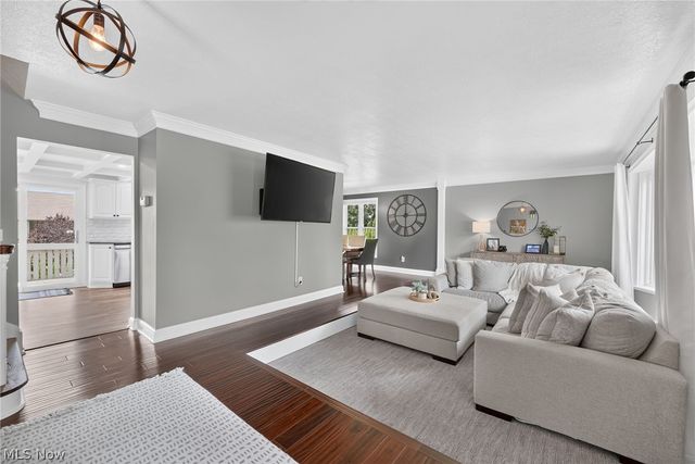 4448 Merlin Drive, Green, OH 44685
