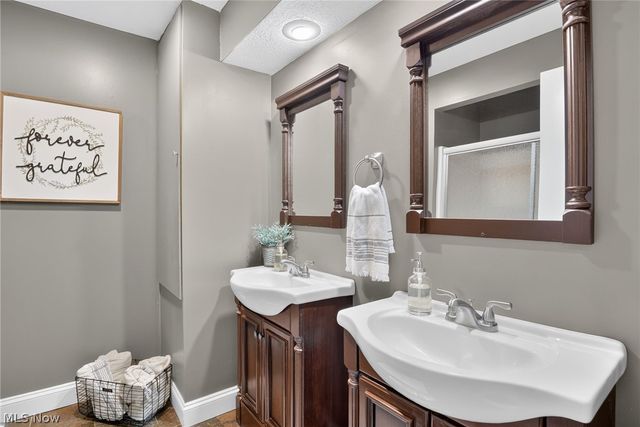 4448 Merlin Drive, Green, OH 44685