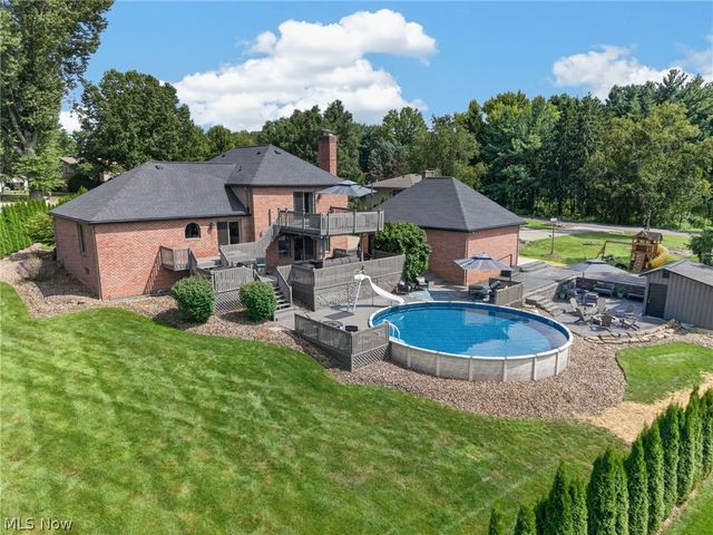 4448 Merlin Drive, Green, OH 44685