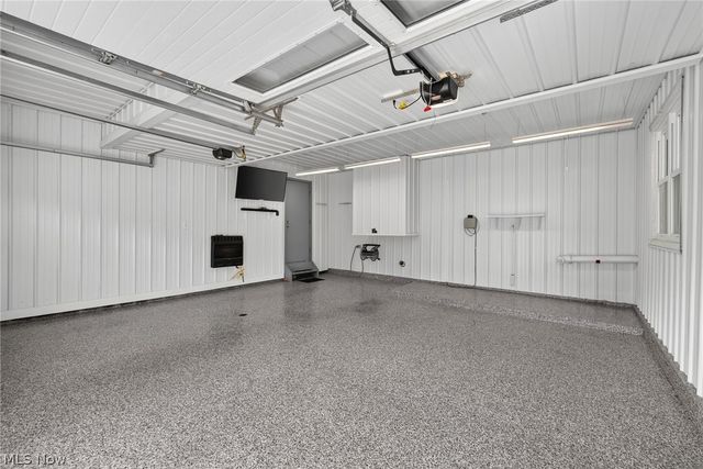 4448 Merlin Drive, Green, OH 44685