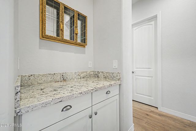 8406 W LOUISE Court, Peoria, AZ 85383