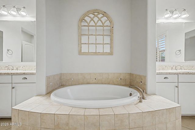 8406 W LOUISE Court, Peoria, AZ 85383