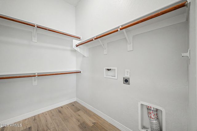 8406 W LOUISE Court, Peoria, AZ 85383