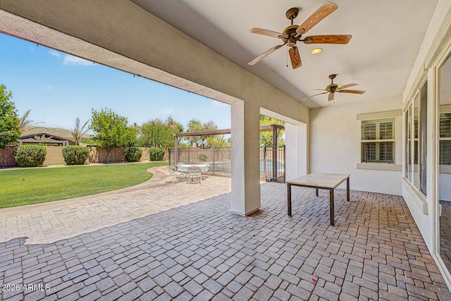 8406 W LOUISE Court, Peoria, AZ 85383